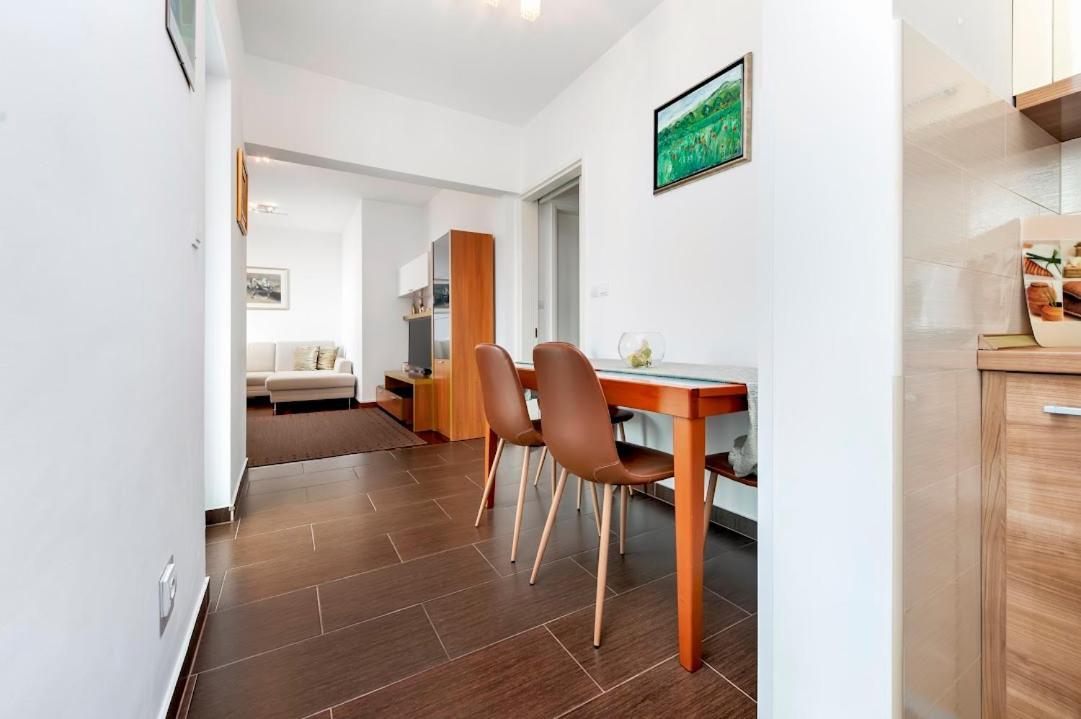Apartment Anerol Rovinj Exterior photo